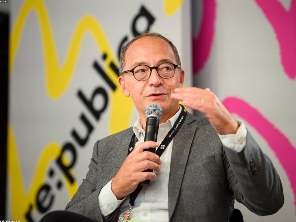 ការប្រកួតព្រឹត្តិការណ៍ពិសេសក្នុងសង្គម