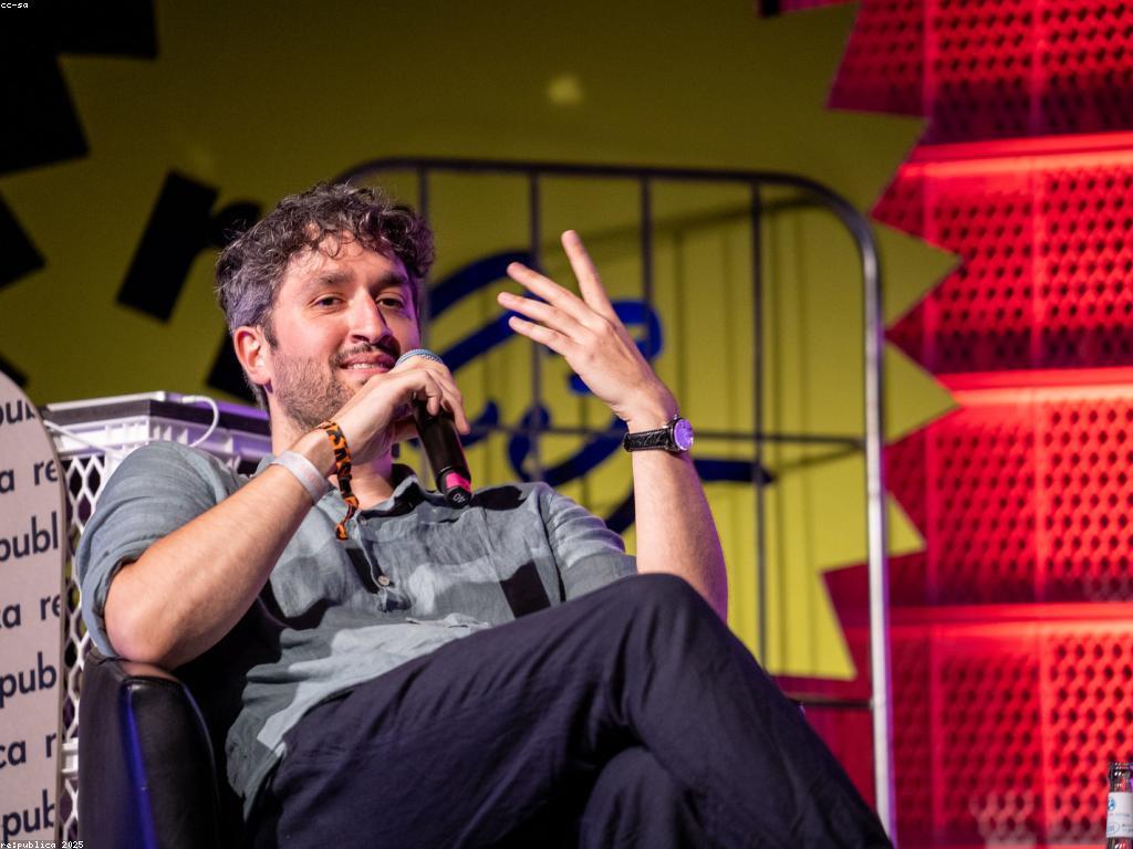 ព្រឹត្តិការណ៍ពិសេសដែលមានអត្ថន័យសំខាន់សម្រាប់សង្គម